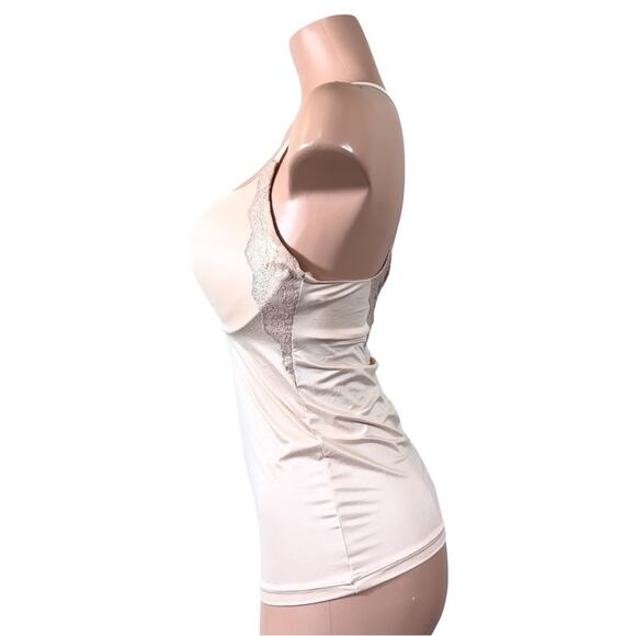 VICTORIAS SECRET BODY BY VICTORIA CAMI BRA 34D or 36D - Picture 4 of 12